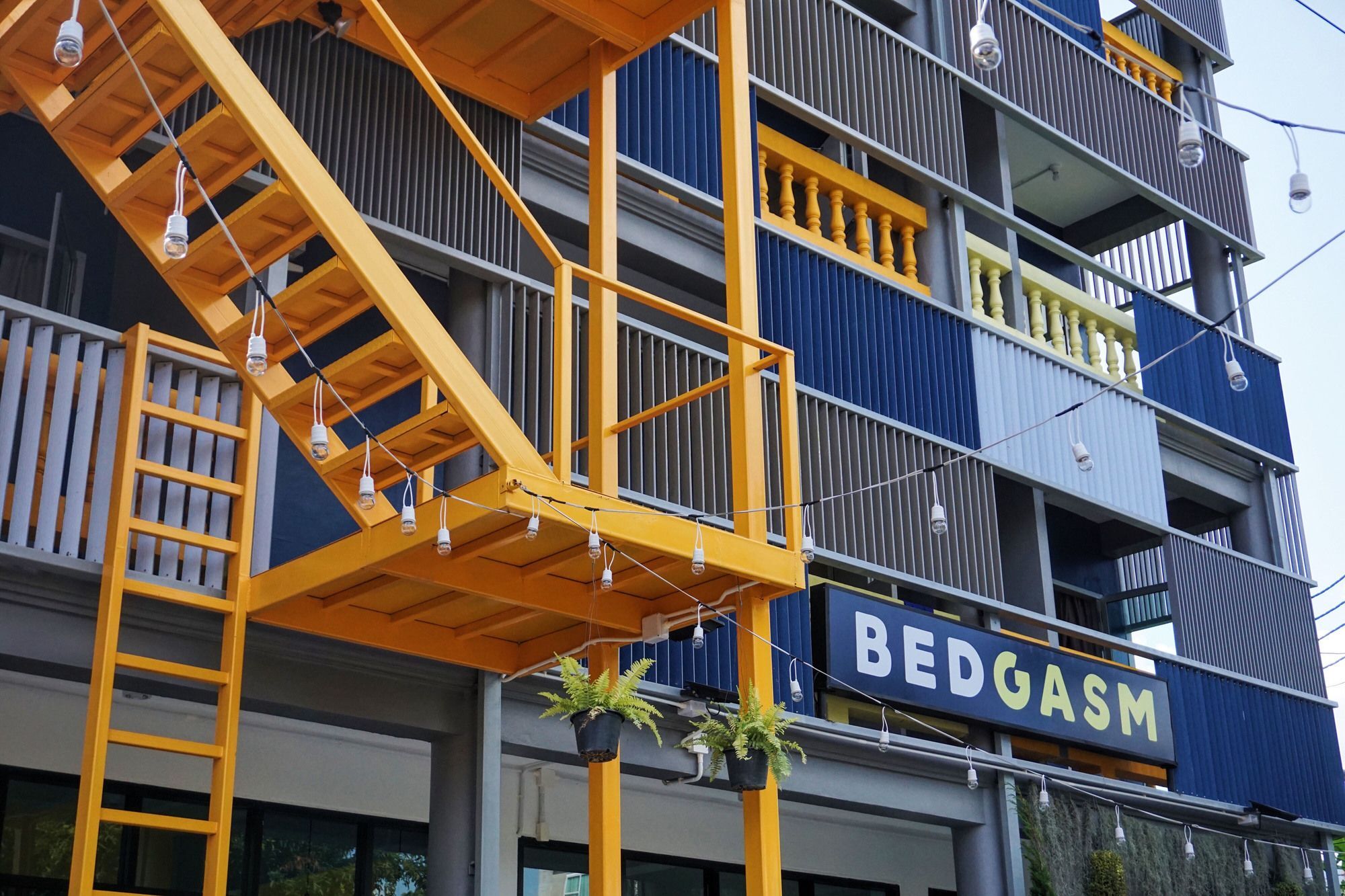 Bedgasm Hotel X Cafe Nimman Chiang Mai Exterior foto
